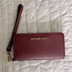Michael Kors wristlet wallet